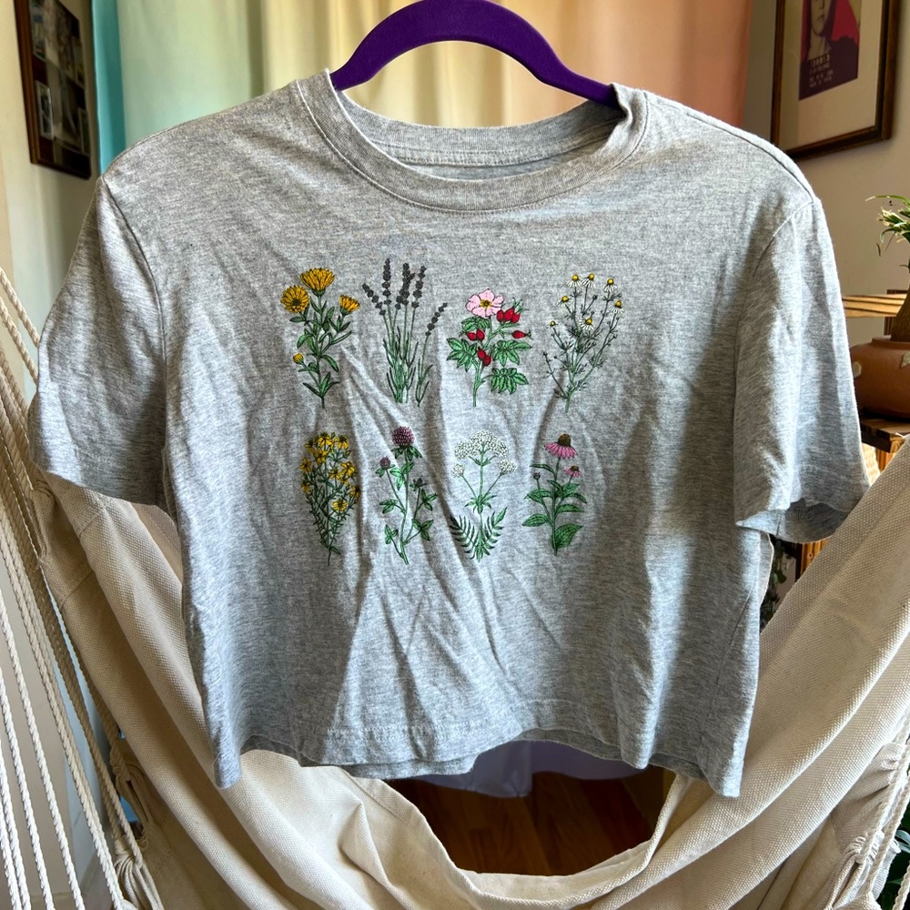 CUTE BOTANY CROP TEE | 100% Cotton | S | BARELY WORN